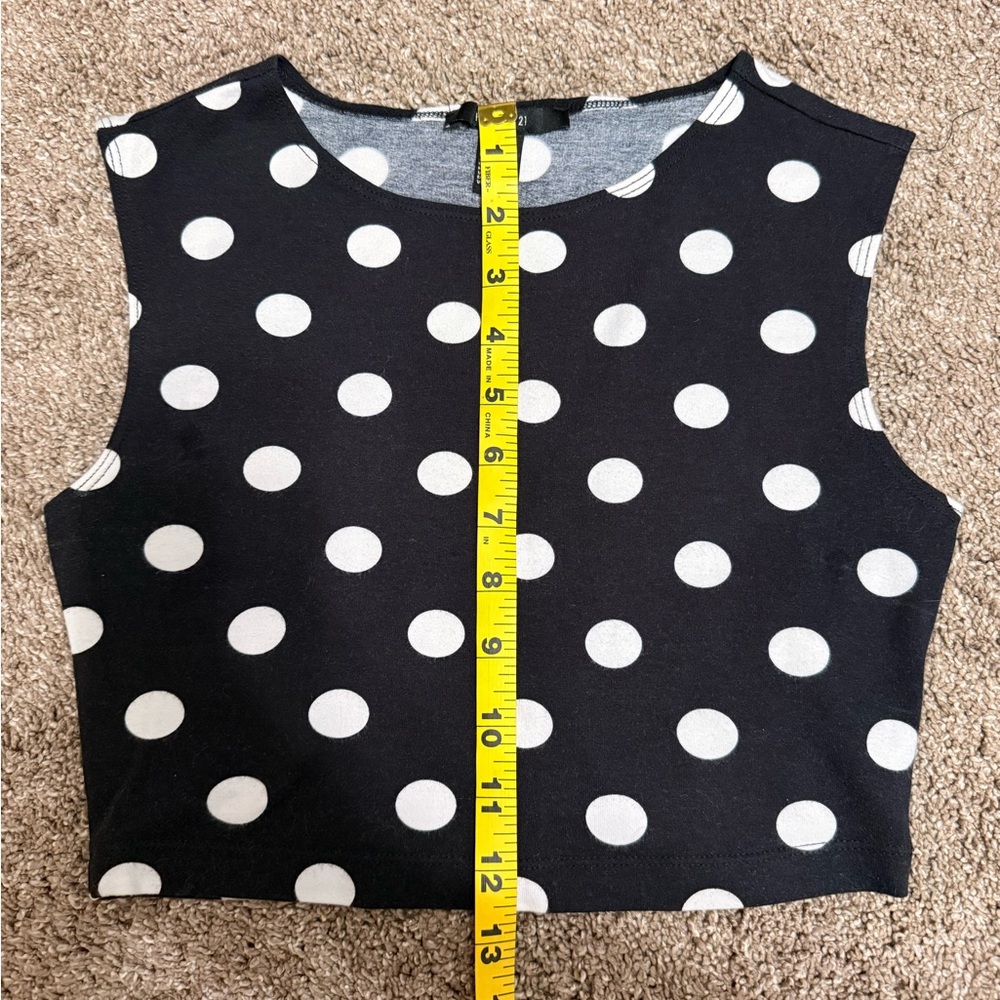 forever 21 small black and white polka dot sleeveless crop top